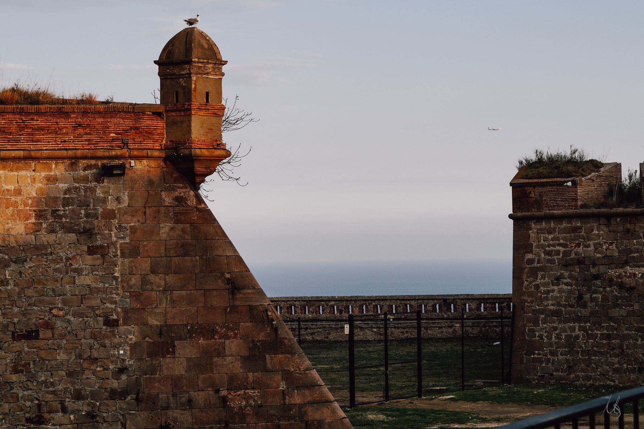 Burg auf einem Hügel in Barcelona